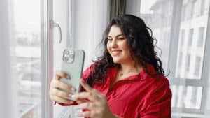 Über Makler-Alltag berichten